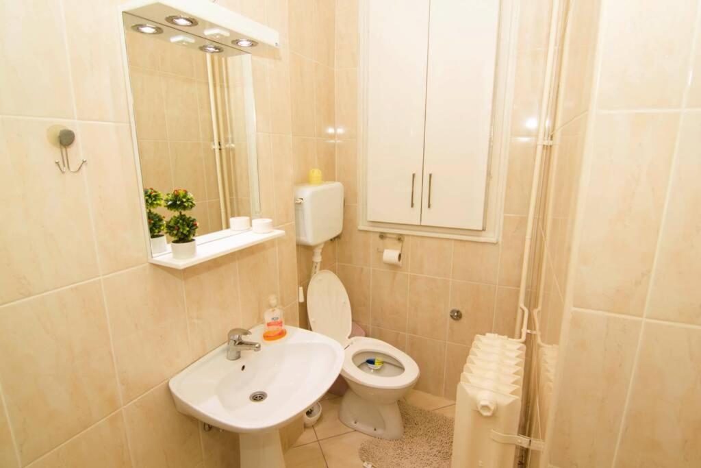 See U In Belgrade Exterior photo